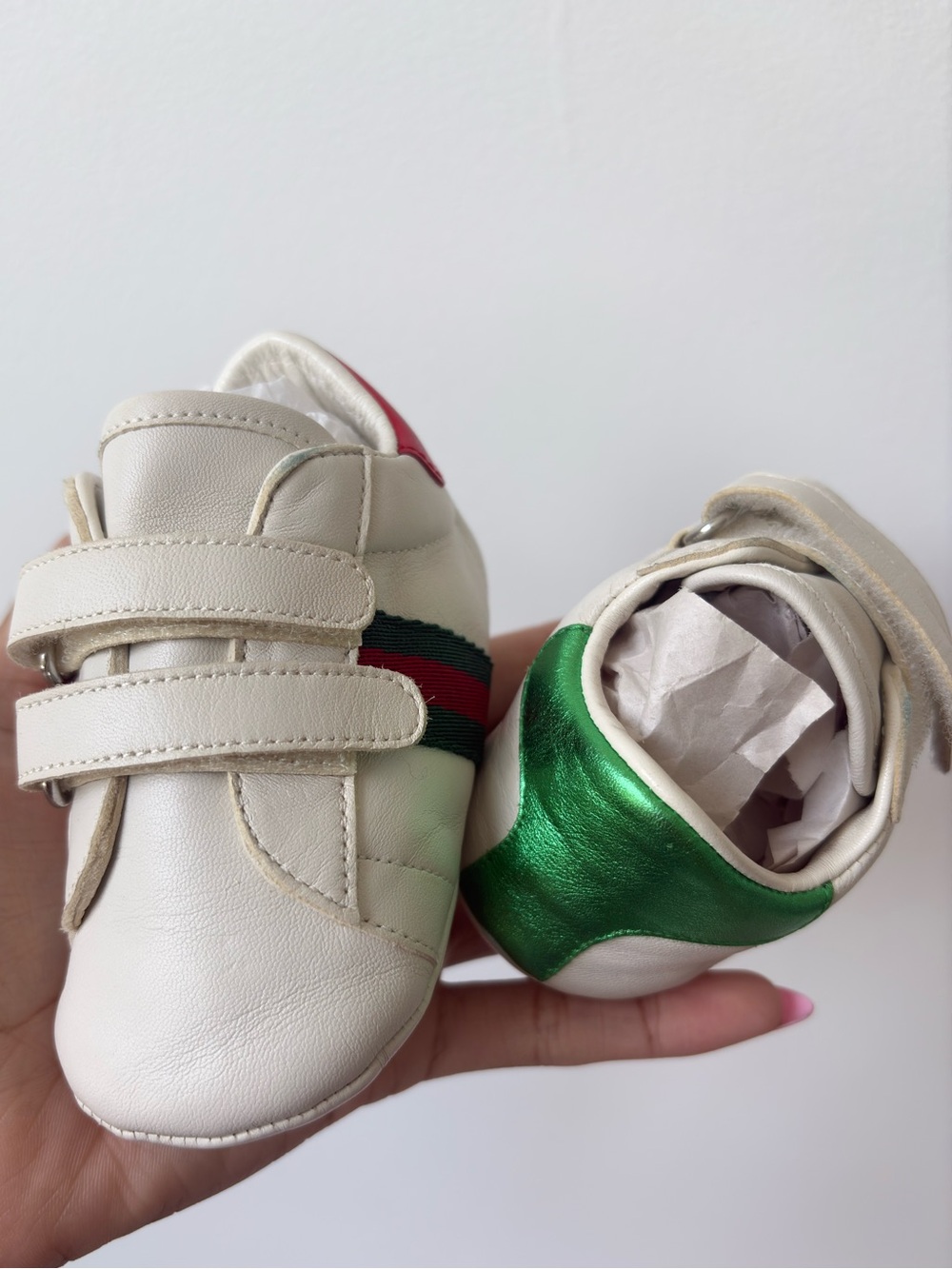 Infant Gucci White Leather Velcro Sneakers with Green & Red Accents